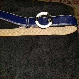 Gucci navy leather belt. Authentic!!!